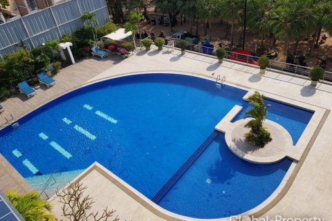 Condominio de 3 dormitorios en Pattaya, Tailandia № 163978