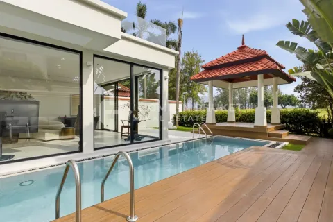 Casa de 3 dormitorios en Phuket, Tailandia № 209608 - foto 5