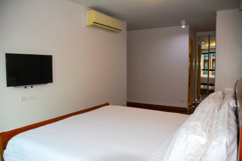 Condominio de 2 dormitorios en Bangkok, Tailandia № 66436 - foto 10