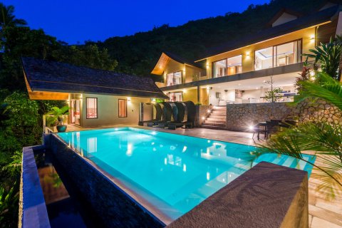 Casa de 5 dormitorios en Ko Samui, Tailandia № 66437
