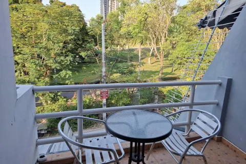Casa de 4 dormitorios en Pattaya, Tailandia № 155630 - foto 14