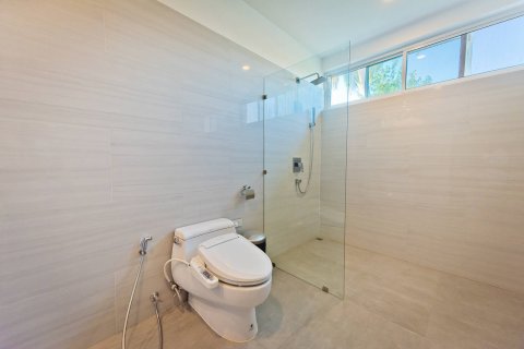 Casa de 5 dormitorios en Pattaya, Tailandia № 54663 - foto 30