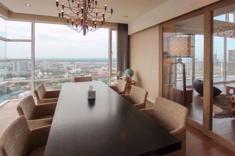 Penthouse in Khlong Toei, Bangkok, Thailand 4 bedrooms № 47855 - photo 12