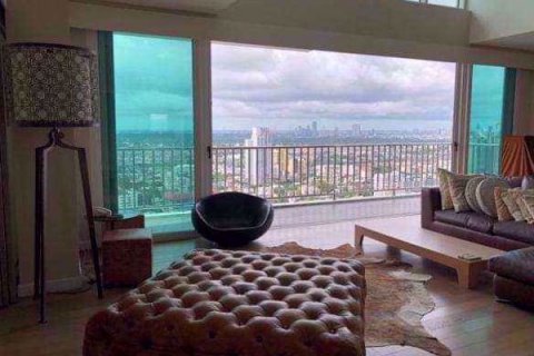 Penthouse in Khlong Toei, Bangkok, Thailand 4 bedrooms № 47855 - photo 5