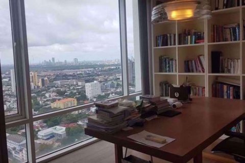 Penthouse in Khlong Toei, Bangkok, Thailand 4 bedrooms № 47855 - photo 17