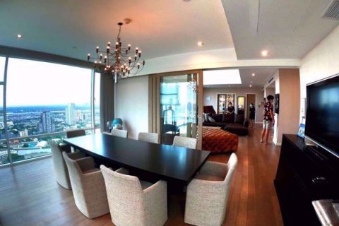Penthouse in Khlong Toei, Bangkok, Thailand 4 bedrooms № 47855 - photo 13