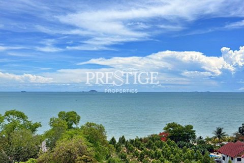 Condo in Pattaya, Thailand, 3 bedrooms № 197547 - photo 12