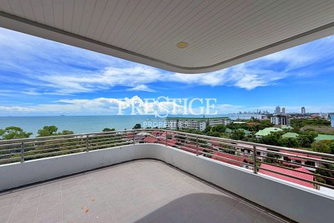 Condo in Pattaya, Thailand, 3 bedrooms № 197547 - photo 11