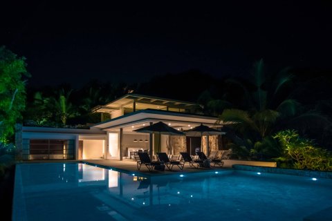 Casa de 4 dormitorios en Ko Samui, Tailandia № 180646 - foto 16