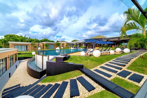 Maison à Pattaya, Thaïlande 10 chambres № 180650