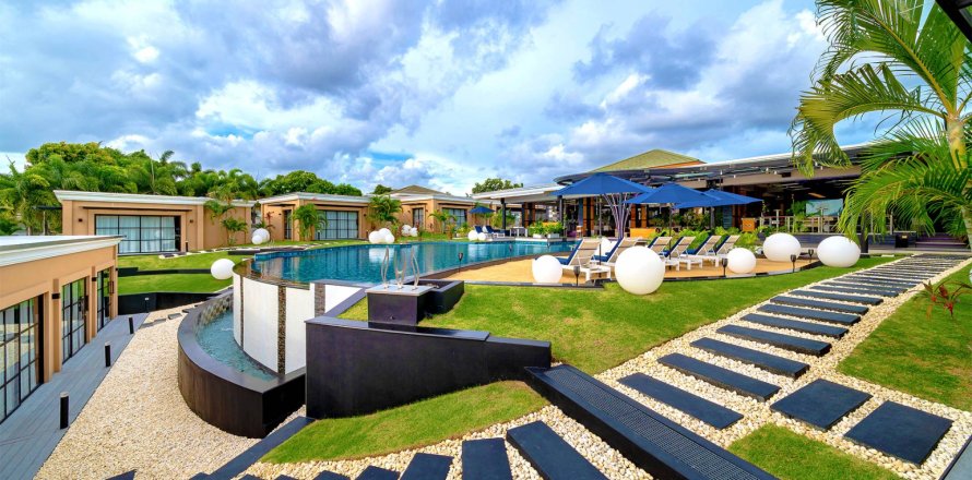 Casa de 10 dormitorios en Pattaya, Tailandia № 180650