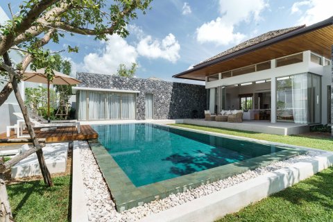 Haus in Phuket, Thailand 4 Schlafzimmer № 180649