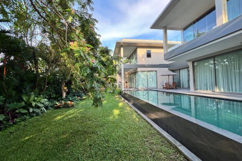Casa de 5 dormitorios en Bang Tao, Tailandia № 180647 - foto 4