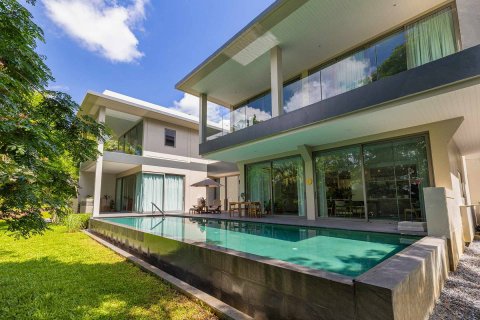 Casa de 5 dormitorios en Bang Tao, Tailandia № 180647 - foto 2