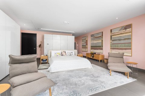 Casa de 5 dormitorios en Bang Tao, Tailandia № 180647 - foto 27
