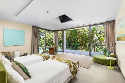 Casa de 5 dormitorios en Bang Tao, Tailandia № 180647 - foto 30