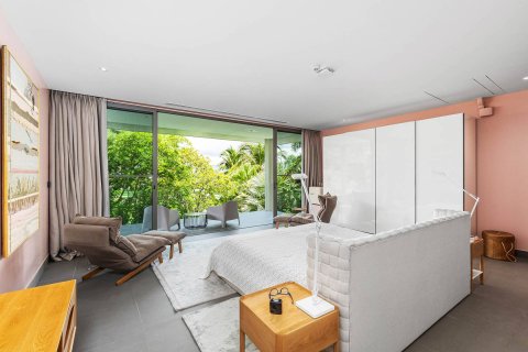 Casa de 5 dormitorios en Bang Tao, Tailandia № 180647 - foto 26