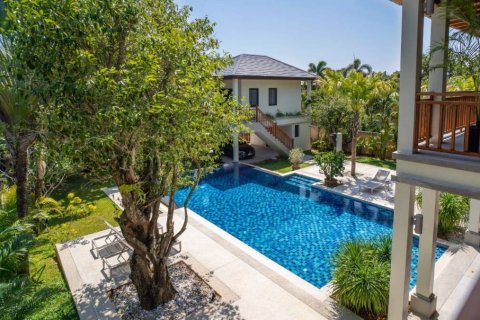 Chalet de 5 dormitorios en Phuket, Tailandia № 172714 - foto 3