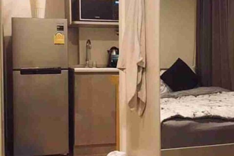 Condo in Thonburi, Bangkok, Thailand, 1 bedroom  № 208696