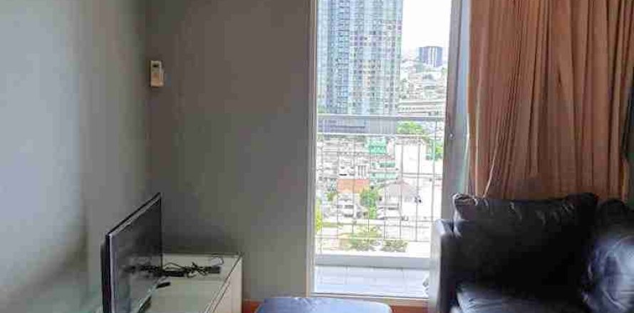 Condominio de 2 dormitorios en Thonburi, Bangkok, Tailandia № 208693
