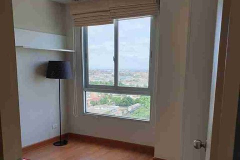 Condominio de 2 dormitorios en Thonburi, Bangkok, Tailandia № 208693 - foto 6