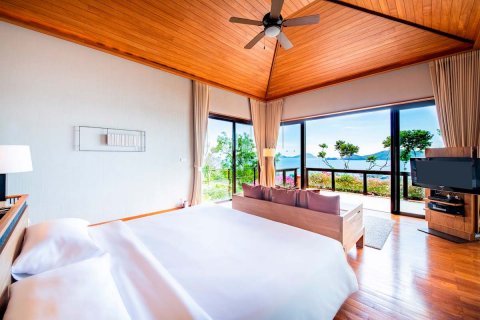 House in Phuket, Thailand 4 bedrooms № 65761 - photo 7
