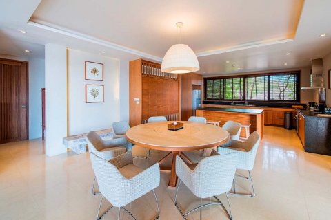 House in Phuket, Thailand 4 bedrooms № 65761 - photo 6