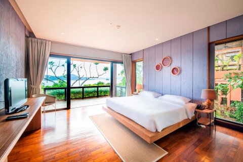 House in Phuket, Thailand 4 bedrooms № 65761 - photo 17