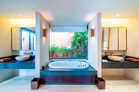 House in Phuket, Thailand 4 bedrooms № 65761 - photo 10