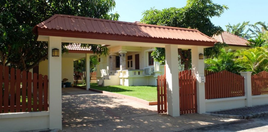 Вилла в Чиангмае, Таиланд с 3 спальнями № 162497