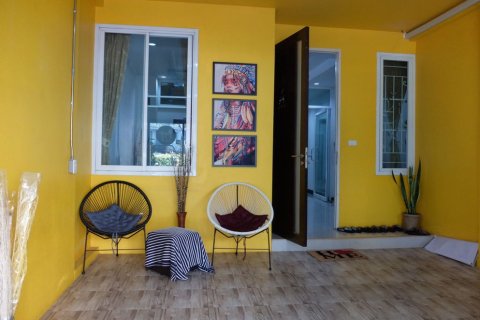 Commercial property in Chiang Mai, Thailand 150 sq.m. № 162498 - photo 2