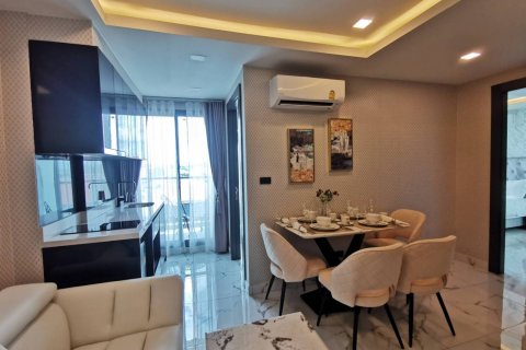 Condominio de 2 dormitorios en Pattaya, Tailandia № 65194 - foto 3