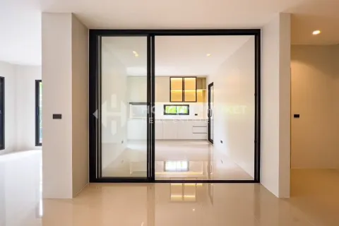 Casa de 2 dormitorios en Phuket, Tailandia № 146670 - foto 5