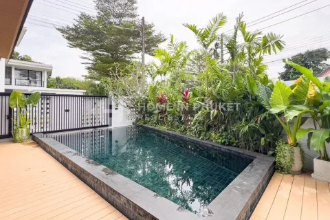 Casa de 2 dormitorios en Phuket, Tailandia № 146670 - foto 2