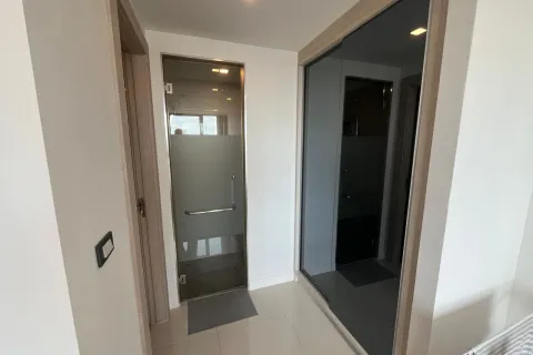 Apartamento de 2 dormitorios en Pattaya, Tailandia № 155601 - foto 8