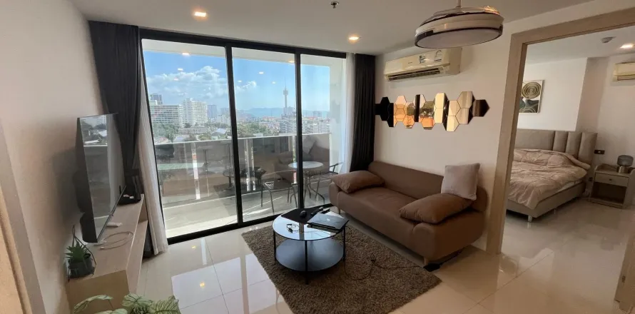 Apartamento de 2 dormitorios en Pattaya, Tailandia № 155601