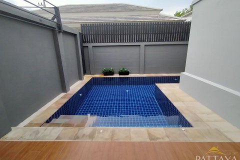Casa de 3 dormitorios en Pattaya, Tailandia № 47437 - foto 28