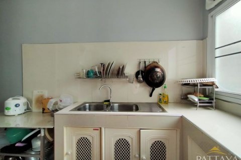 Casa de 3 dormitorios en Pattaya, Tailandia № 47437 - foto 3