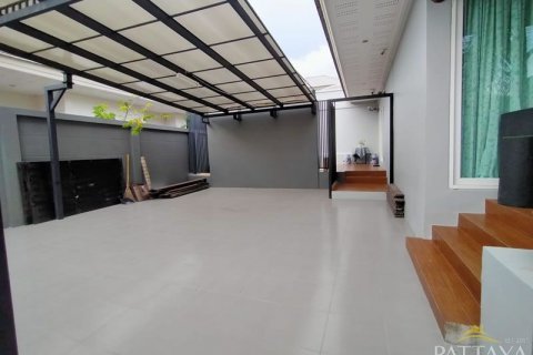 Casa de 3 dormitorios en Pattaya, Tailandia № 47437 - foto 12