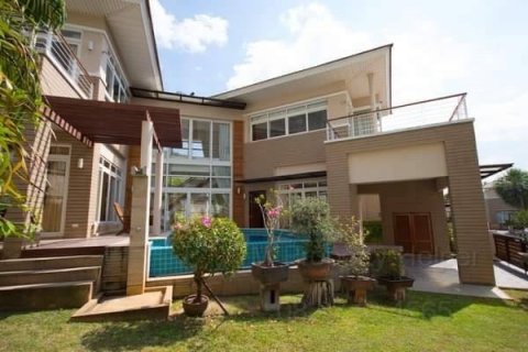Casa de 3 dormitorios en Pattaya, Tailandia № 47438 - foto 7