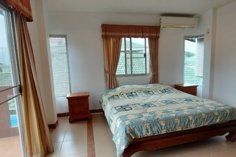 Casa de 3 dormitorios en Pattaya, Tailandia № 47440 - foto 10