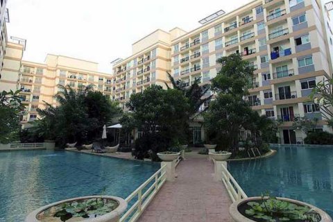 Condominio de 1 dormitorio en Jomtien Beach, Pattaya, Tailandia № 204035 - foto 3