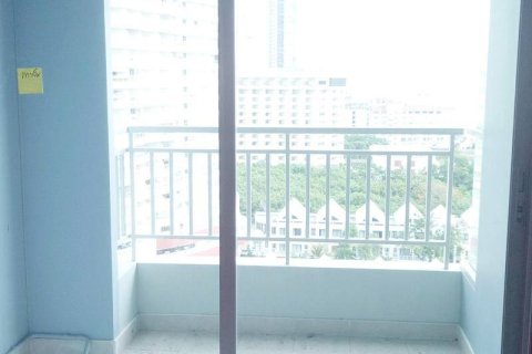 Condominio de 1 dormitorio en Jomtien Beach, Pattaya, Tailandia № 204039 - foto 3