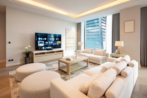 Ático de 3 dormitorios en Bangkok, Tailandia № 180438 - foto 15