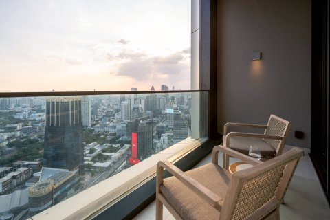 Ático de 3 dormitorios en Bangkok, Tailandia № 180438 - foto 19