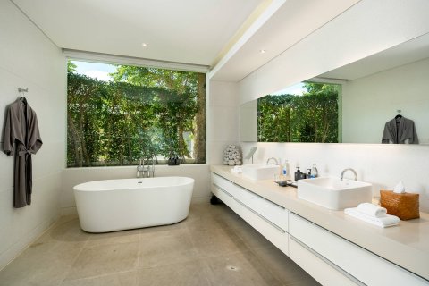 Casa de 5 dormitorios en Ko Samui, Tailandia № 180437 - foto 11