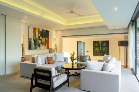 Casa de 5 dormitorios en Ko Samui, Tailandia № 180437 - foto 8