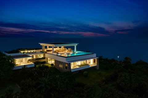 Casa de 5 dormitorios en Ko Samui, Tailandia № 180437 - foto 18