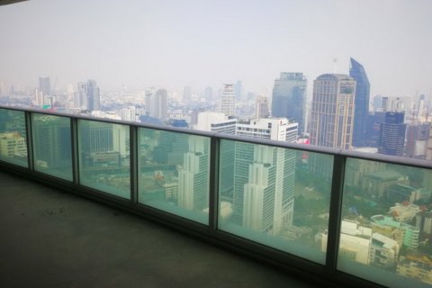 Condominio de 4 dormitorios en Bangkok, Tailandia № 180439 - foto 19