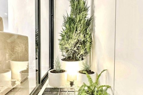 Dúplex de 3 dormitorios en Suan Luang, Bangkok, Tailandia № 119021 - foto 8